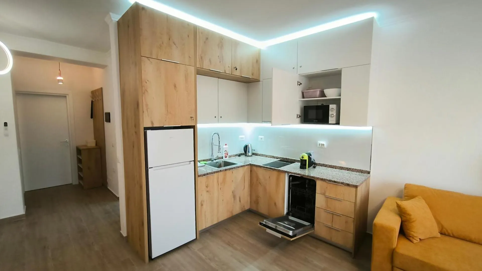 Albi Apartment Durres