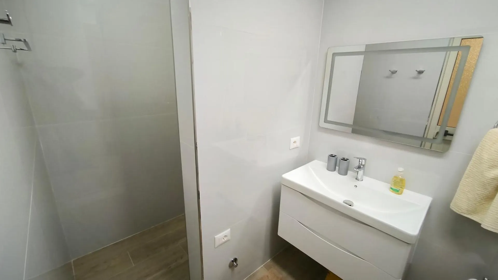 Albi Apartment Durres